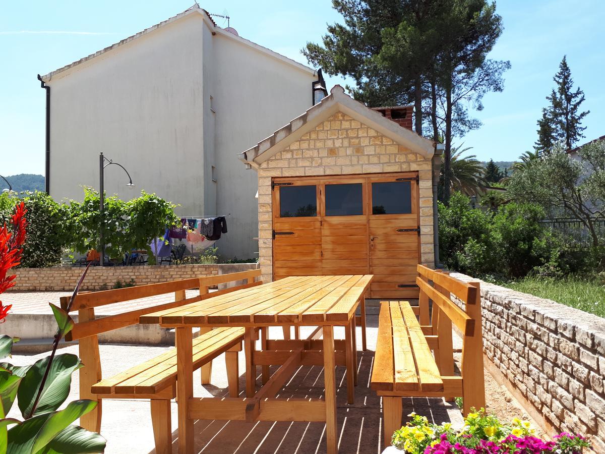 Apartments Aria Stari Grad  Exterior photo